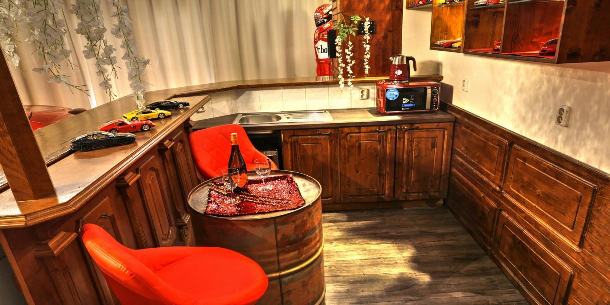 Ferrari Wellness Apartman Pardubice Esterno foto