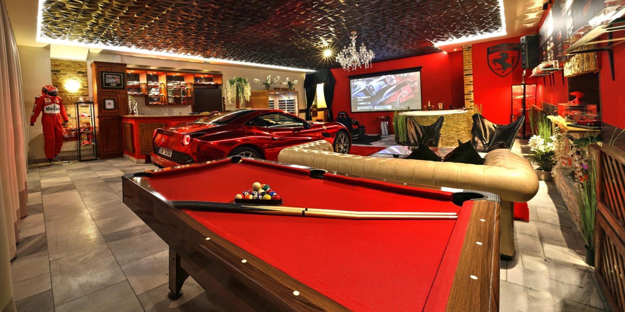 Ferrari Wellness Apartman Pardubice Esterno foto
