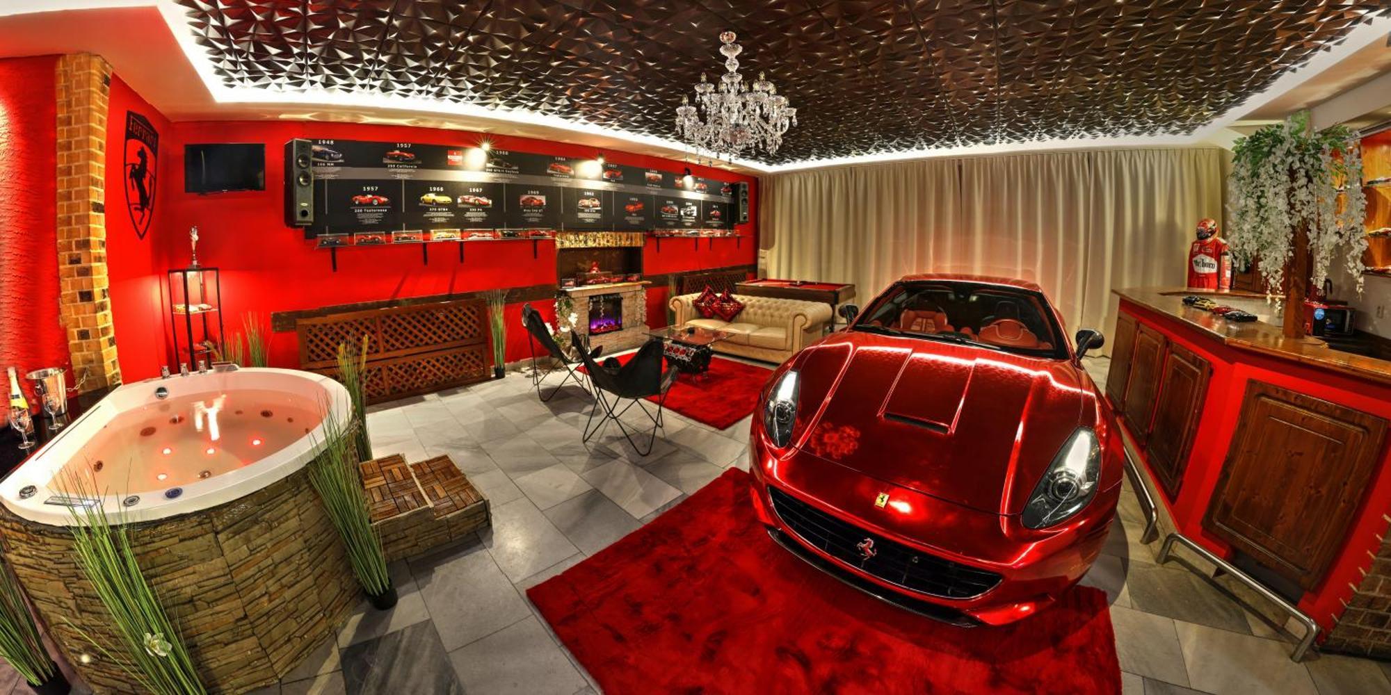 Ferrari Wellness Apartman Pardubice Esterno foto